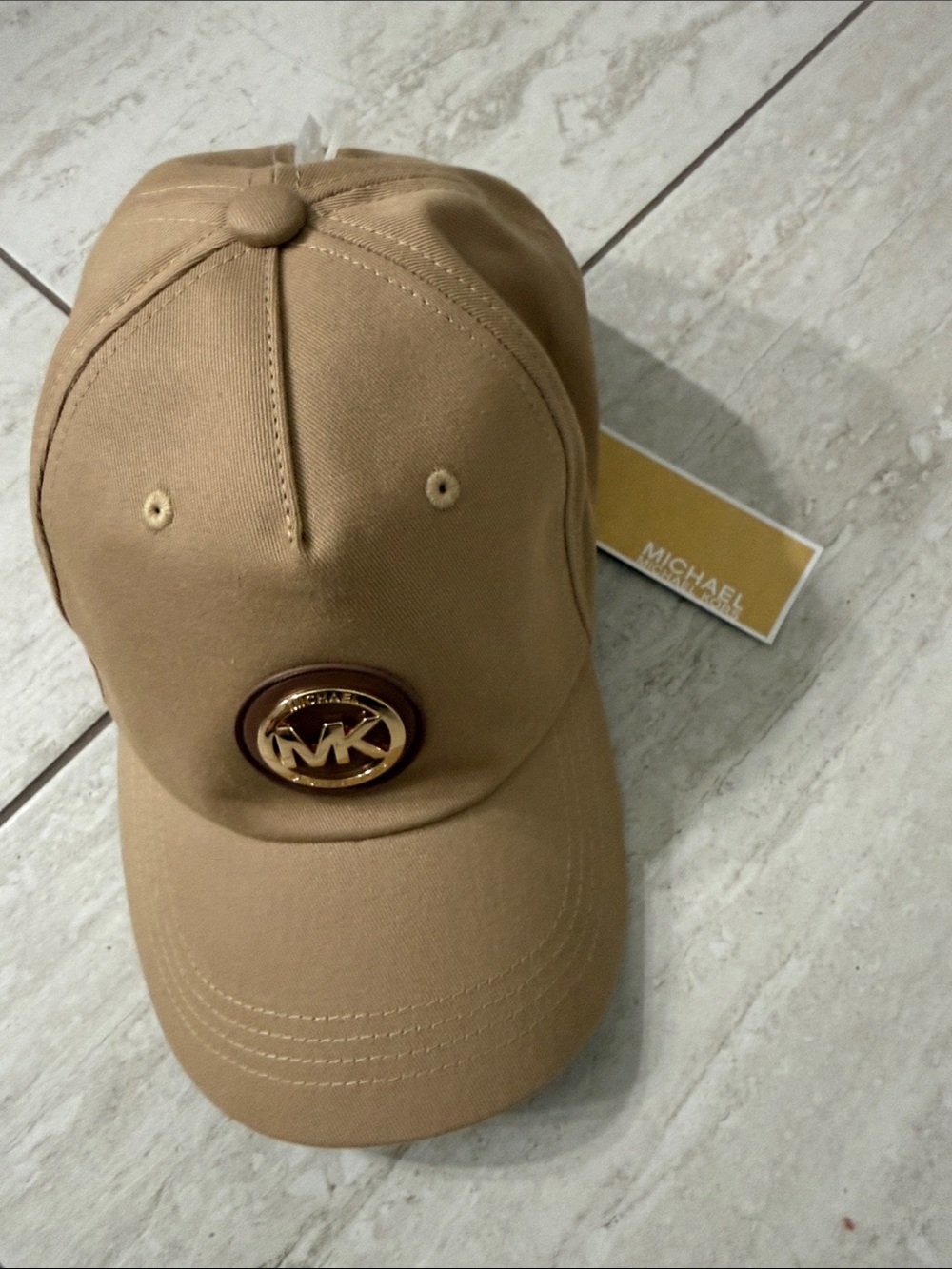 Michael Kors Beige Baseball Cap with Gold MK Medallion..nwt ..authentic ..o/s